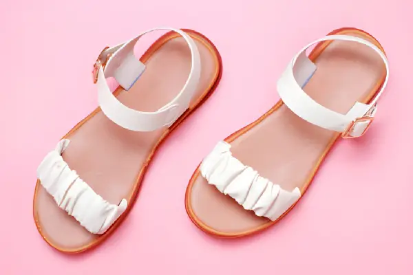 style-meets-purpose-feetvasel